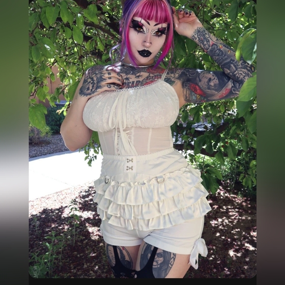 Porcelain Rosemary Bloomers Large - Picture 3 of 4